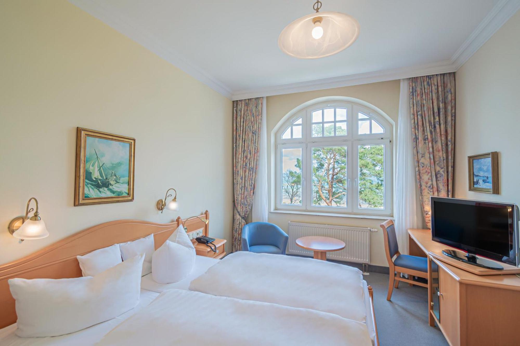 Hotel Imperial Ruegen Binz Room photo